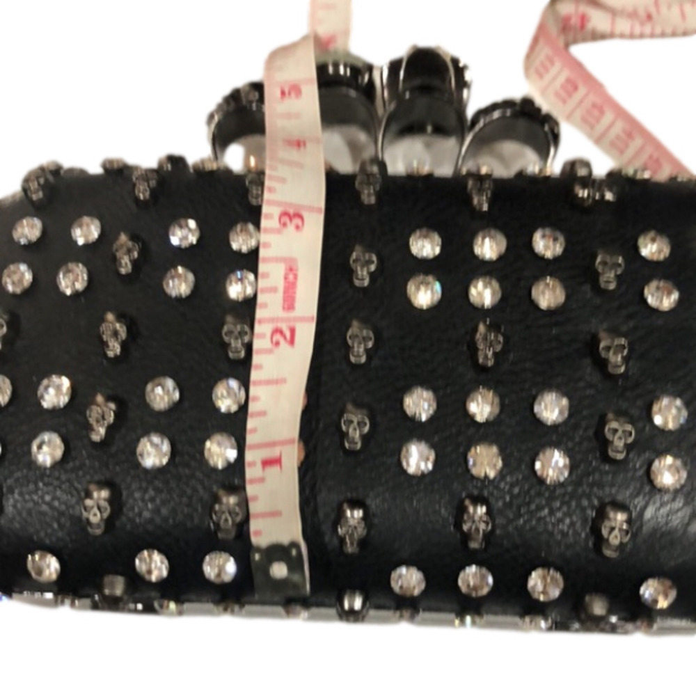 COPY - 001 - KNUCKLES skulls ring , rhinestone hard case clutch long chain. - Picture 6 of 16